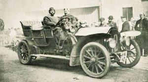 Première voiture