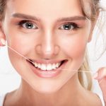 Comment bien choisir son fil dentaire pour une hygiène bucco-dentaire optimale ?