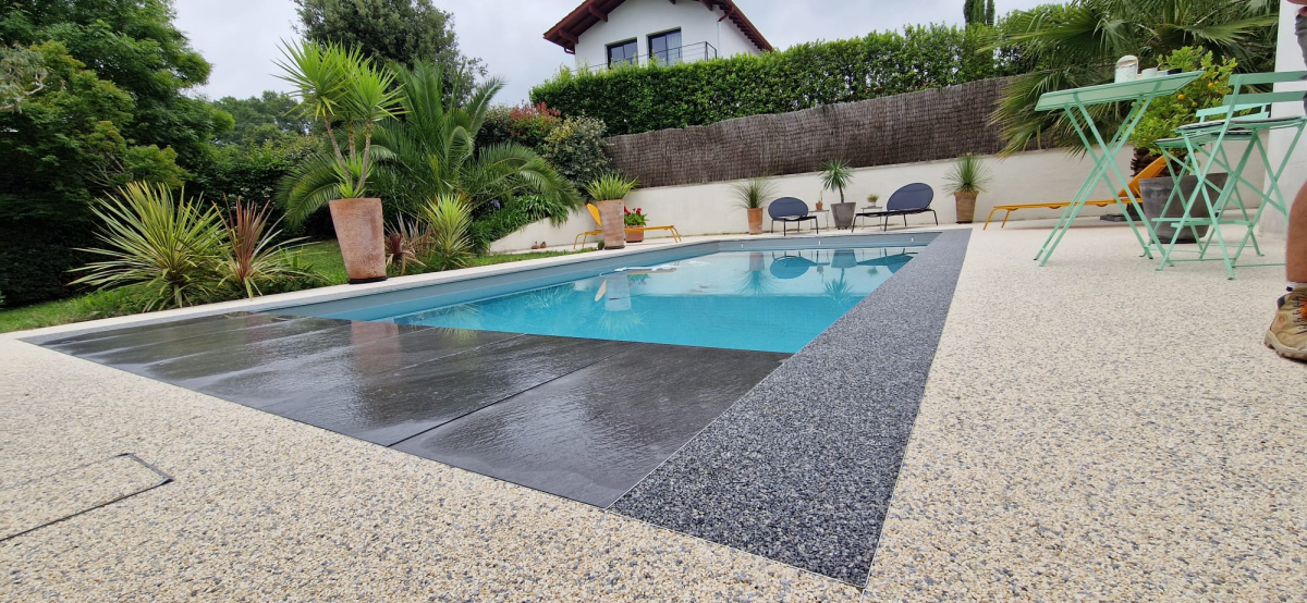 plage de piscine - daniel moquet
